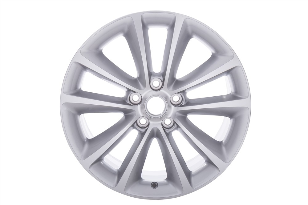 GM Genuine Parts 18x8-Inch Aluminum Wheel