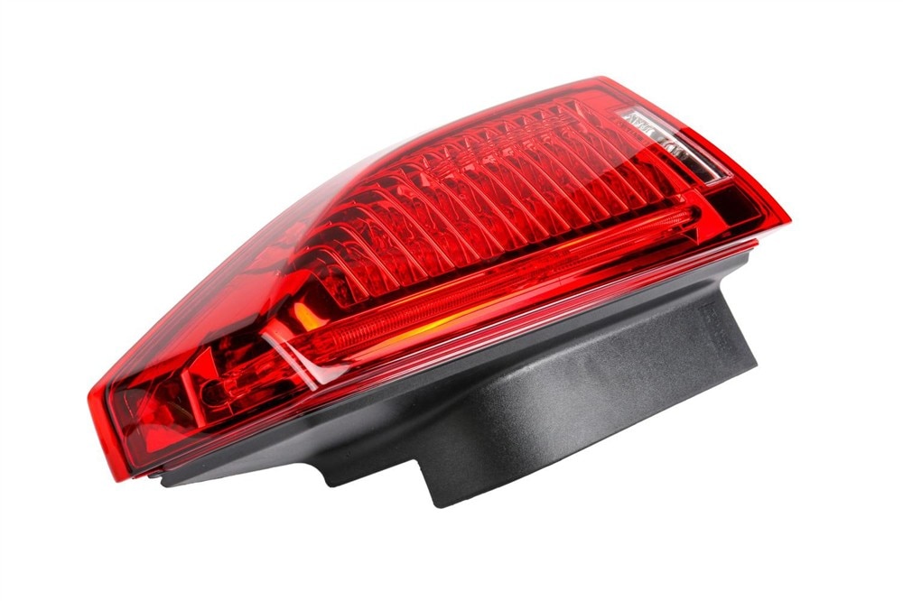 GM Genuine Parts Passenger Side Tail Lamp