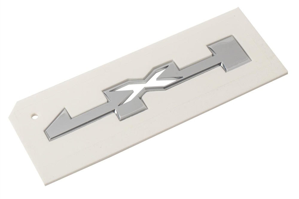 GM Genuine Parts Front Fender 4x4 Emblem