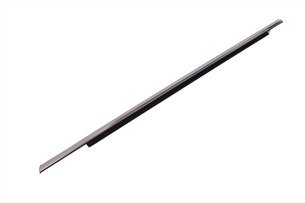GM Genuine Parts Passenger Side Rear Door Window Belt Molding