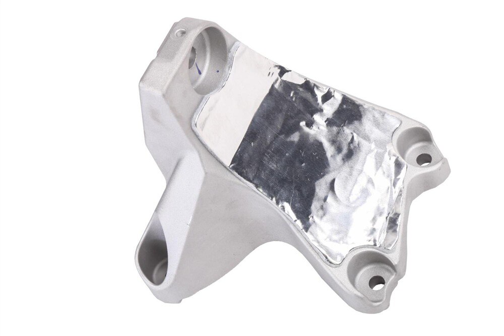 GM Genuine Parts Passenger Side Engine Mount Bracket