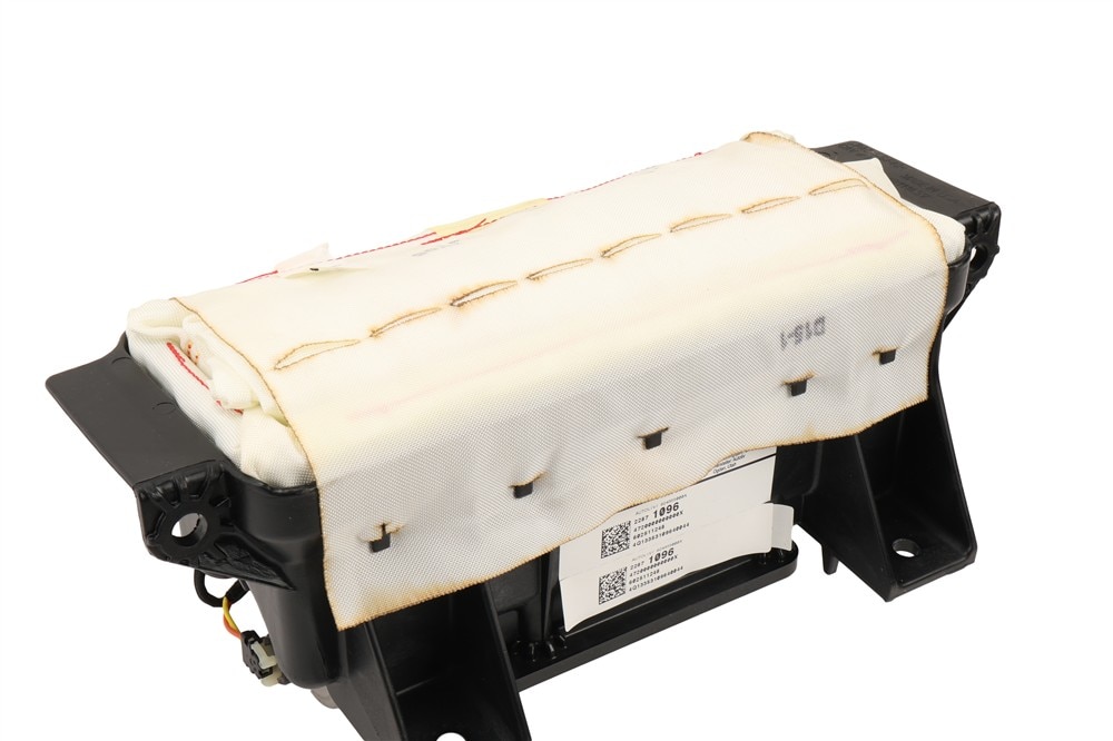 GM Genuine Parts Instrument Panel Airbag