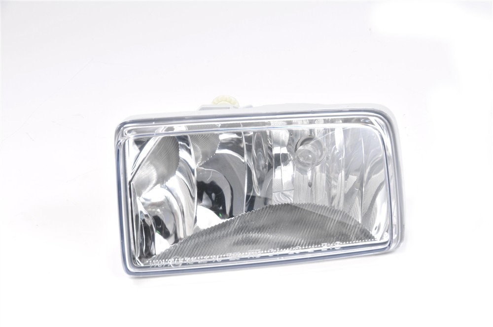 GM Genuine Parts Passenger Side Front Fog Lamp