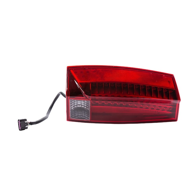 GM Genuine Parts Driver Side Tail Lamp Assembly