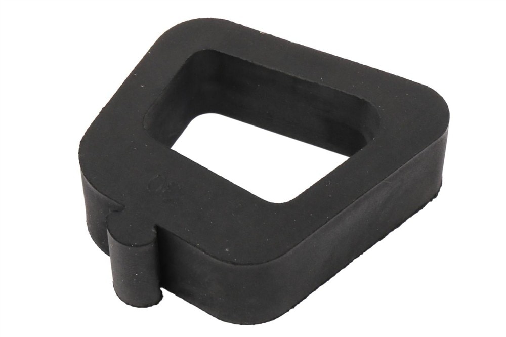 GM Genuine Parts Hood Side Bumper