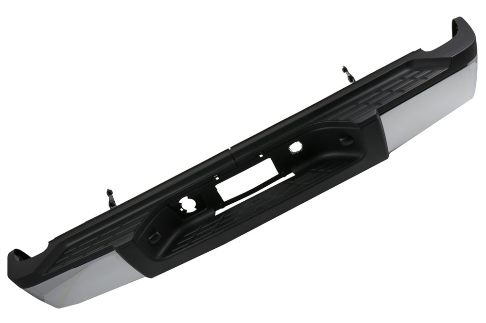 GM Genuine Parts Bright Chrome Rear Bumper Impact Bar