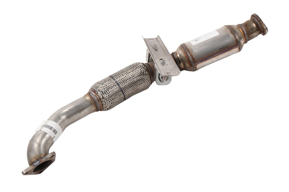GM Genuine Parts Front Exhaust Pipe with 3-Way Catalytic Converter, Pipe, Flange, Bracket, Insulators, and Hanger