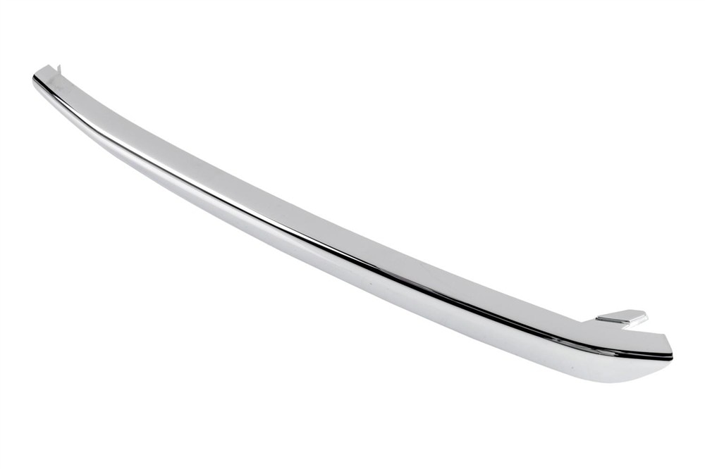 GM Genuine Parts Passenger Side Front Bumper Fascia Lower Molding