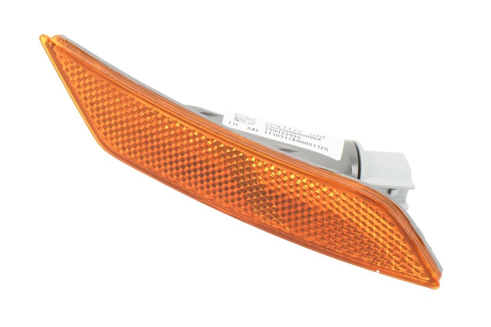 GM Genuine Parts Front Driver Side Marker Lamp
