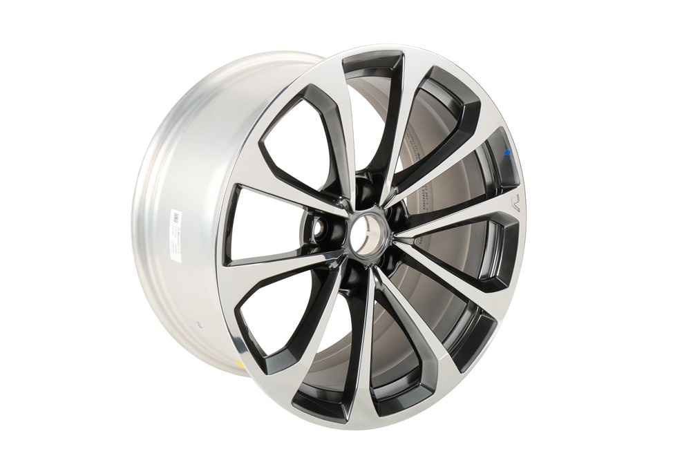 GM Genuine Parts Front Wheel