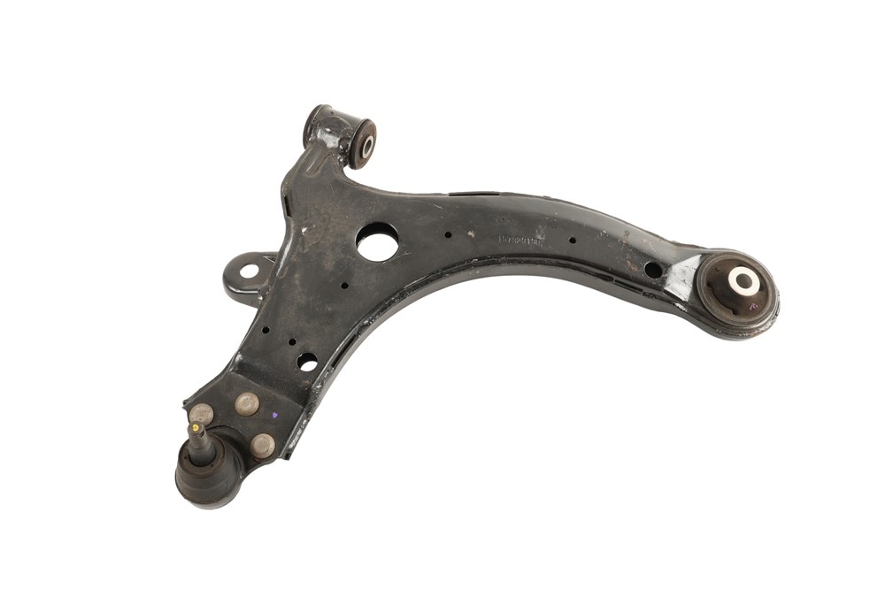 GM Genuine Parts Front Passenger Side Lower Control Arm