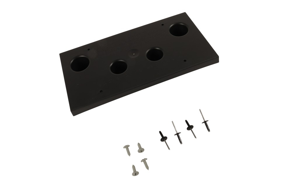 GM Genuine Parts Front License Plate Bracket