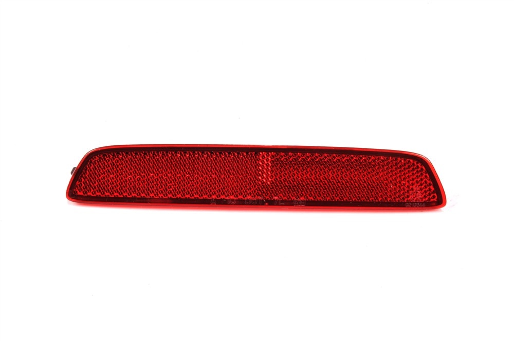 GM Genuine Parts Rear Driver Side Bumper Fascia Reflector