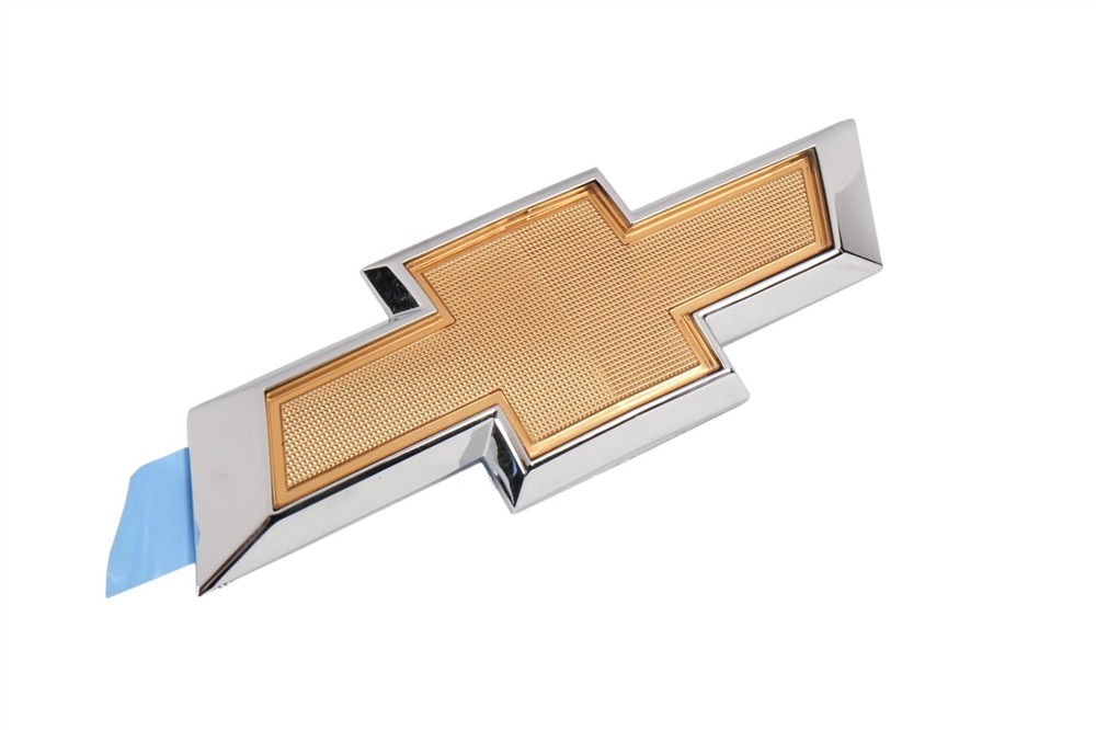 GM Genuine Parts Liftgate Bowtie Logo