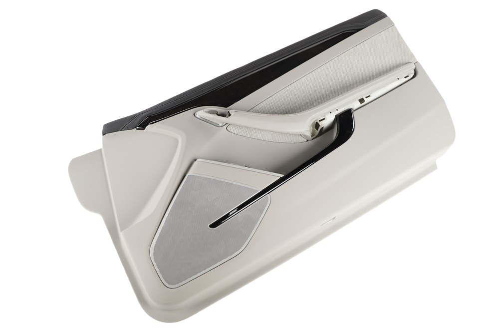 GM Genuine Parts Light Titanium Front Passenger Side Door Trim