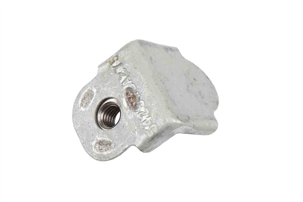 GM Genuine Parts Front Fender Upper Bracket
