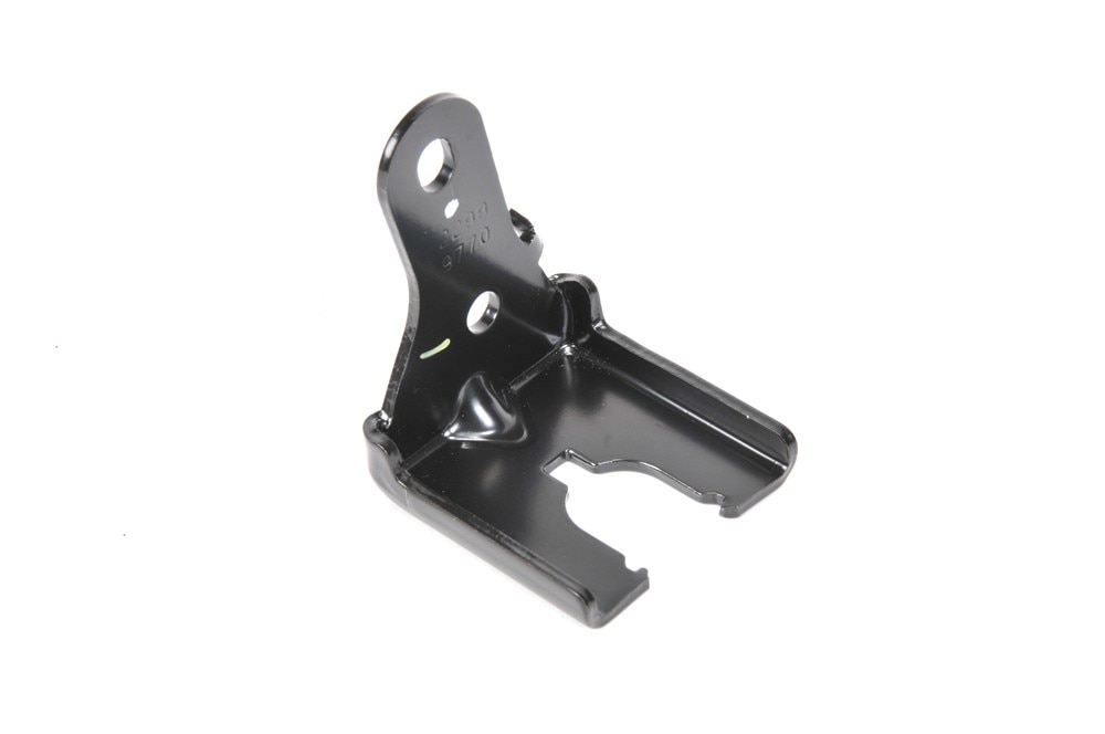 GM Genuine Parts Automatic Transmission Range Selector Lever Cable Bracket