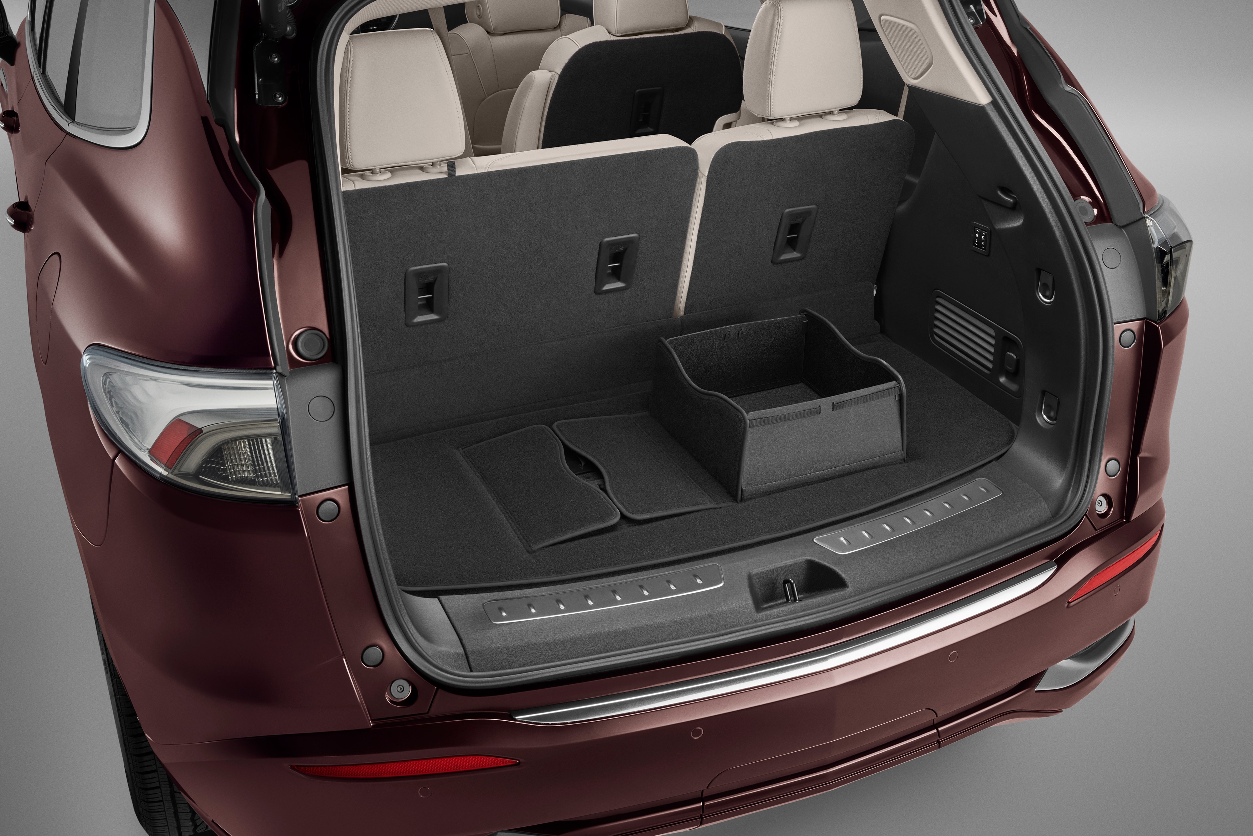 Premium Carpeted Cargo Area Mat in Ebony with Integrated Cargo Organizer