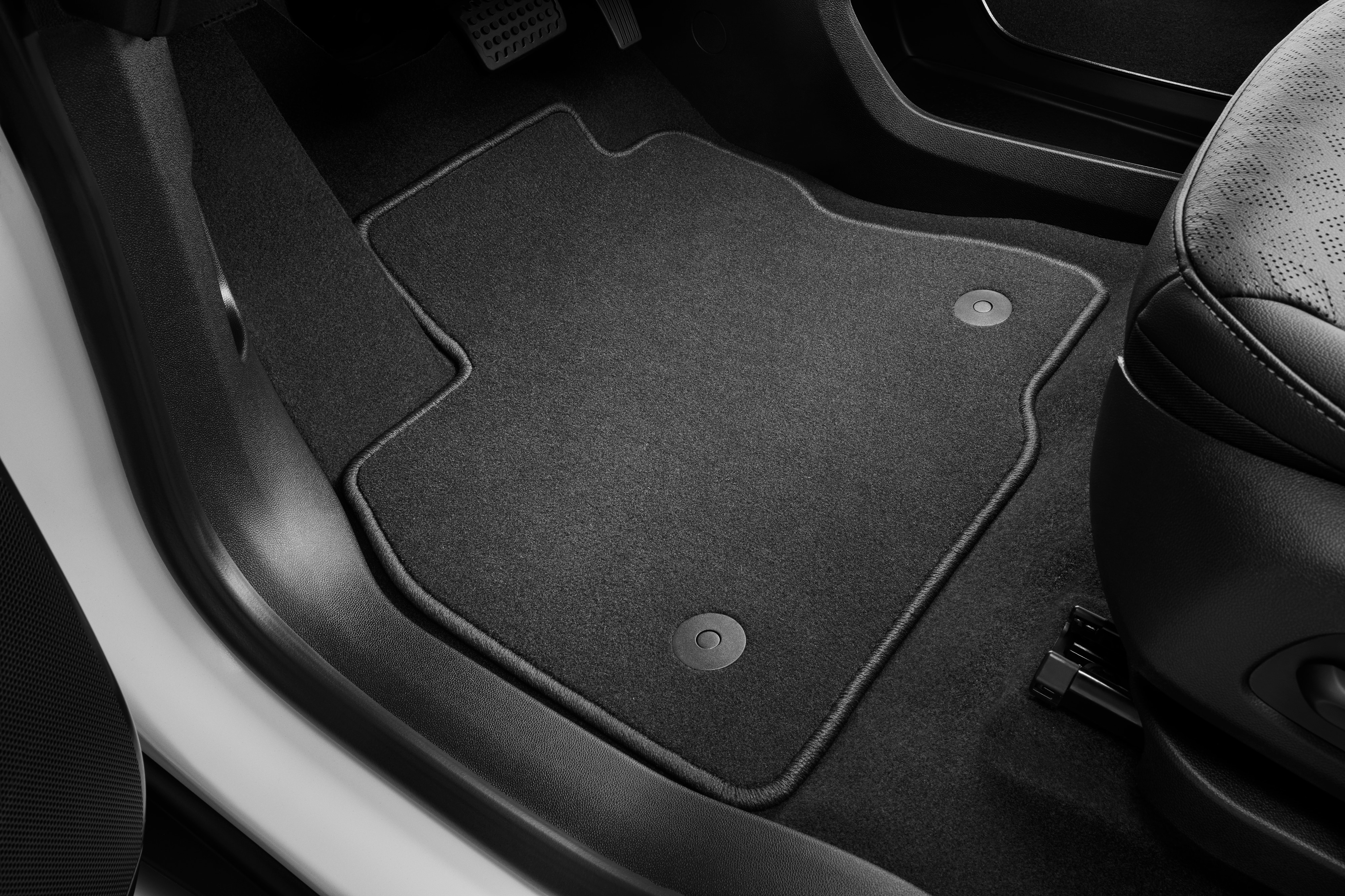 First- and Second-Row Carpeted Floor Mats in Jet Black