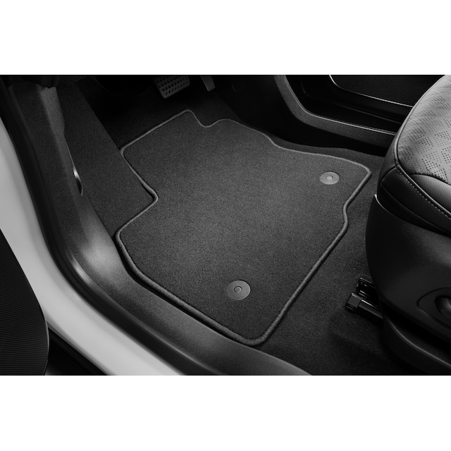 First- and Second-Row Carpeted Floor Mats in Jet Black