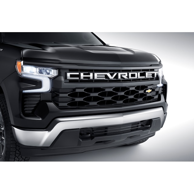 Grille in Black with Chevrolet Script Lettering in Galvano (for Vehicles without HD Surround Vision Camera)