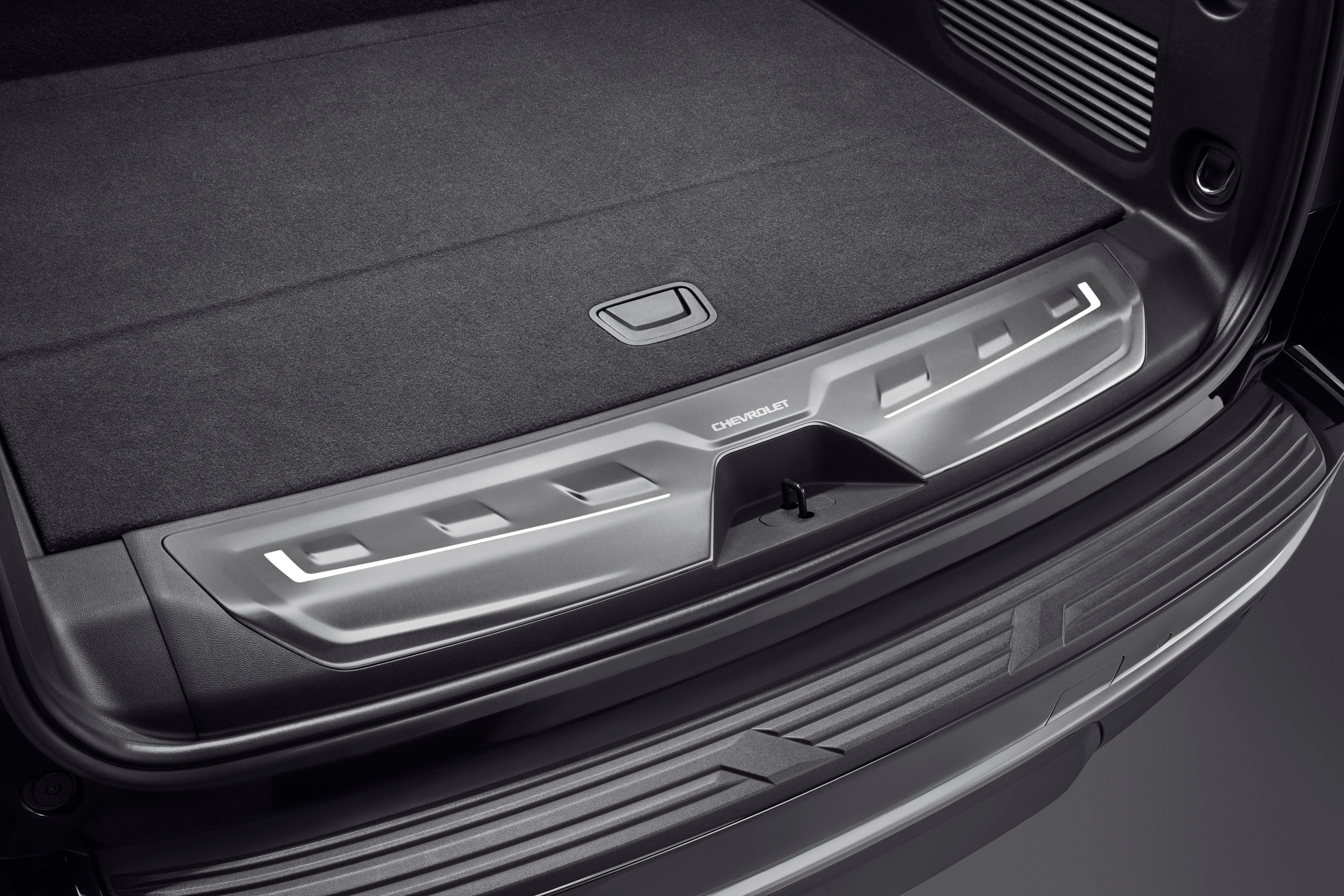 Illuminated Cargo Sill Plates in Jet Black with Chevrolet Script