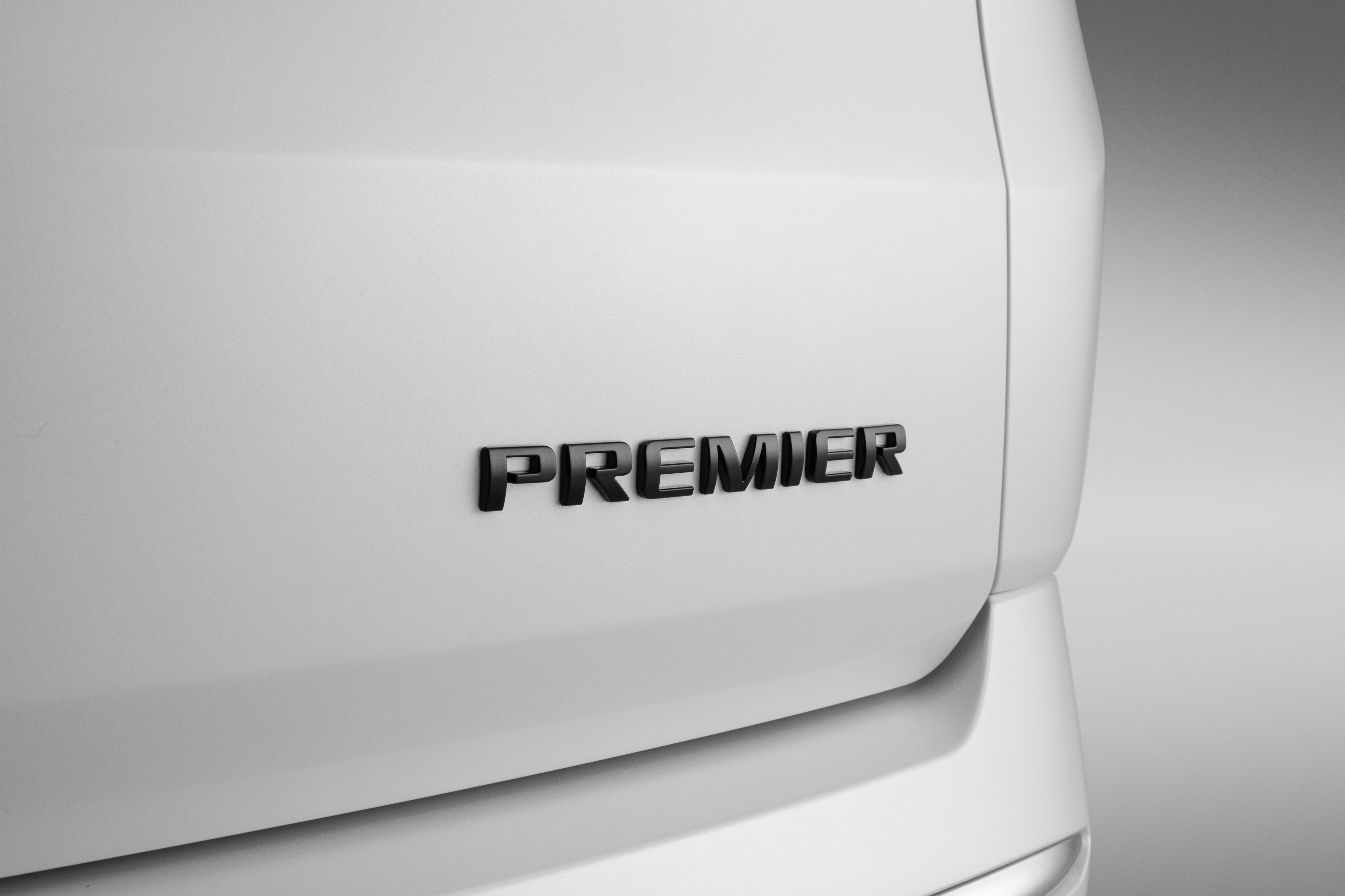 Traverse Emblems in Black