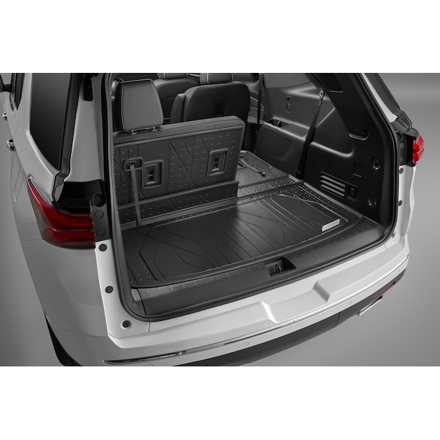 Integrated Cargo Liner in Jet Black with Chevrolet Script