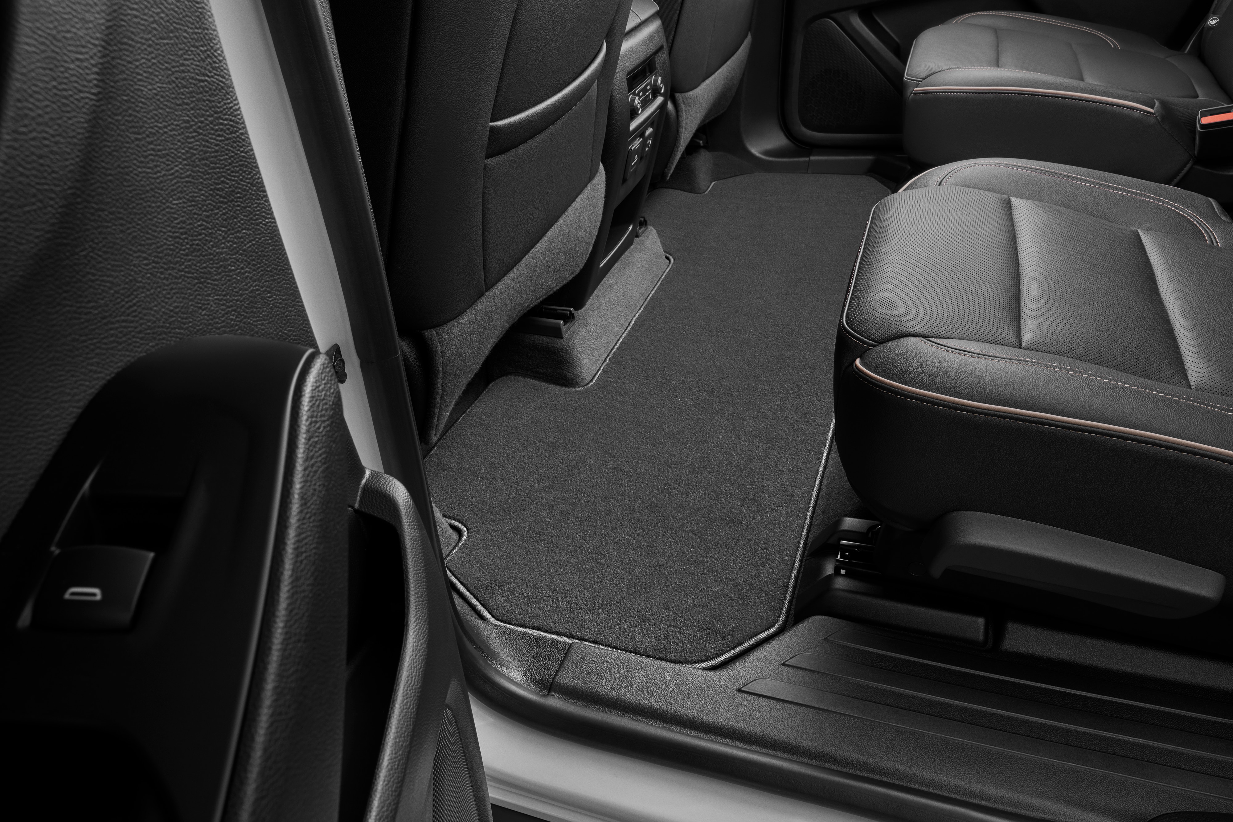First- and Second-Row Carpeted Floor Mat Package in Jet Black (for Models with Second-Row Captain's Chairs)