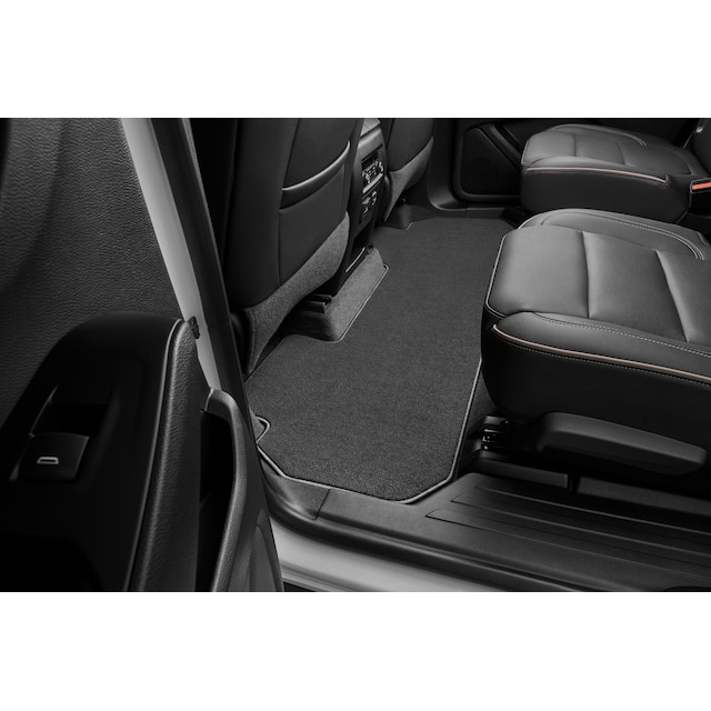 First- and Second-Row Carpeted Floor Mat Package in Jet Black (for Models with Second-Row Captain's Chairs)