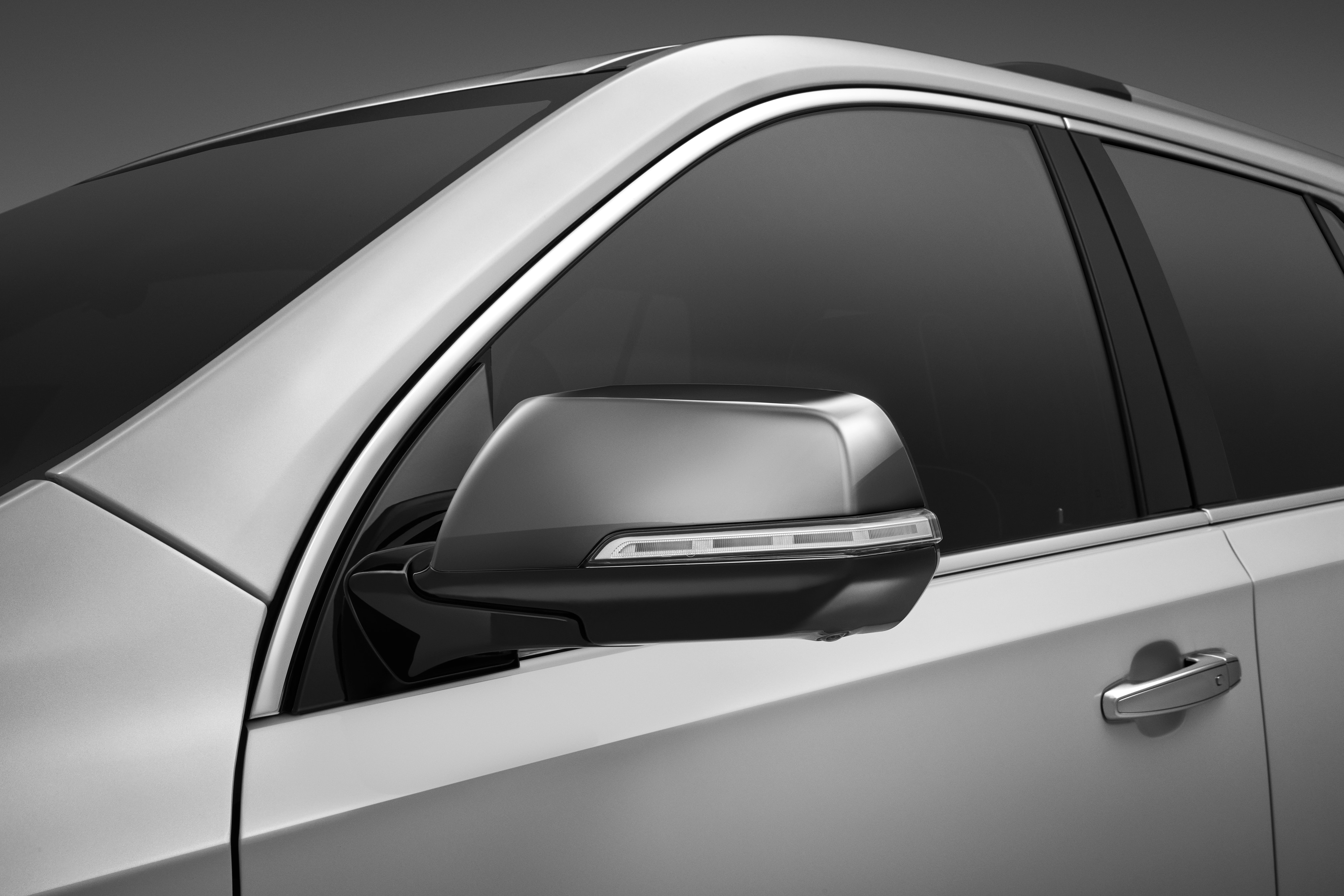 Outside Rearview Mirror Covers in Chrome | 84476181 | GMC Accessories