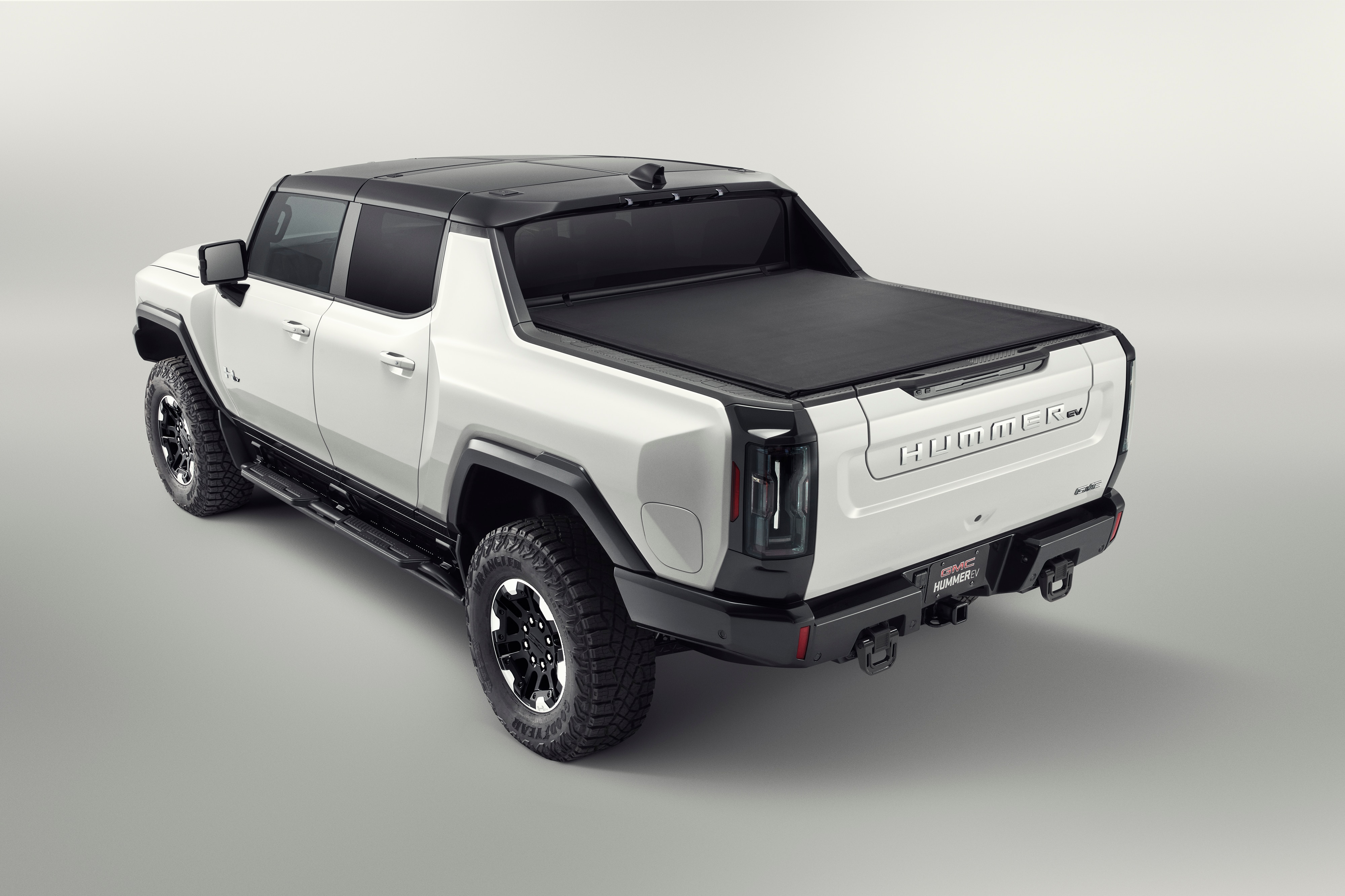 Soft Roll-Up Truck Bed Cover in Black