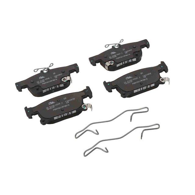 GM Genuine Parts Rear Disc Brake Pad Set with Clips