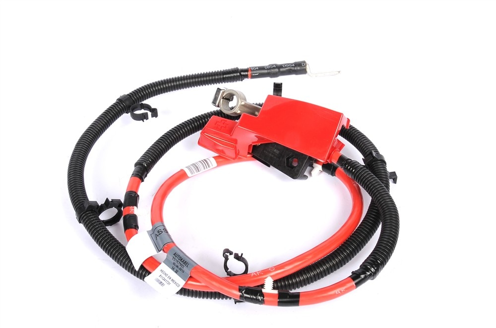 GM Genuine Parts Auxiliary Battery Positive Cable