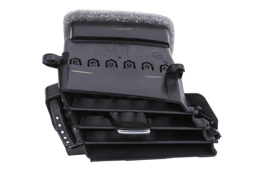 GM Genuine Parts Driver Side Instrument Panel Outer Air Outlet
