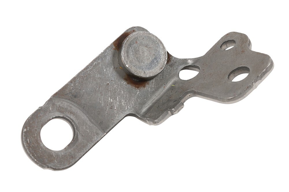 GM Genuine Parts Passenger Seat Outer Adjuster Bracket