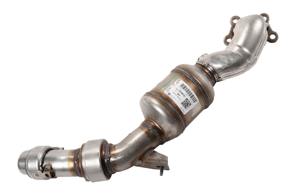 GM Genuine Parts Passenger Side 3-Way Catalytic Converter with Pipe, Flange, Brace, Clamp, and Studs