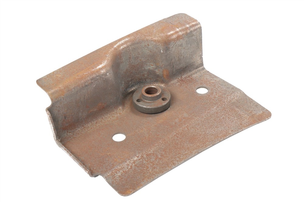GM Genuine Parts Rear Driver Side Seat Shoulder Belt Anchor Plate