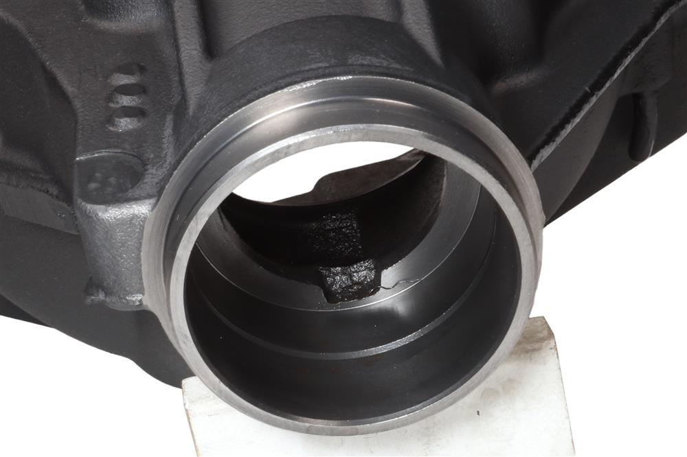 バッグ GM Amazon.com: GM Parts 84856646 Rear Passenger Side Half Shaft