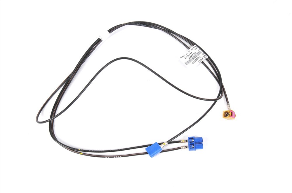 GM Genuine Parts Digital Radio and Navigation Antenna Coaxial Cable