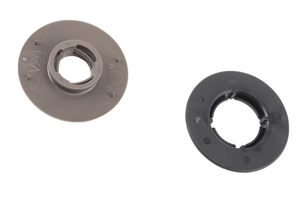GM Genuine Parts Medium Atmosphere Auxiliary Floor Mat Retainer