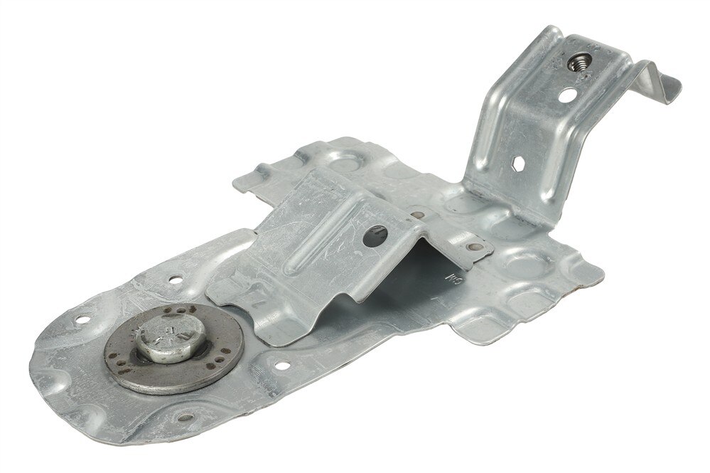 GM Genuine Parts Rear Passenger Side Seat Belt Anchor Plate Reinforcement