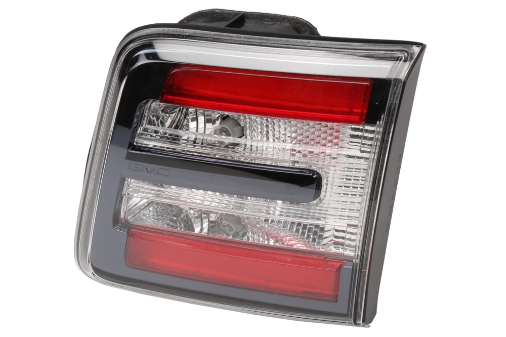 GM Genuine Parts Passenger Side Rear Body Structure Auxiliary Signal Lamp