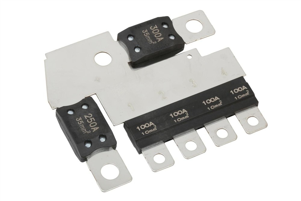 GM Genuine Parts Battery Distribution Fuse Block