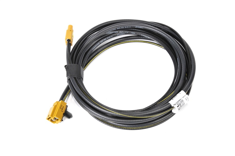GM Genuine Parts Mobile Telephone and Digital Radio Receiver Cable