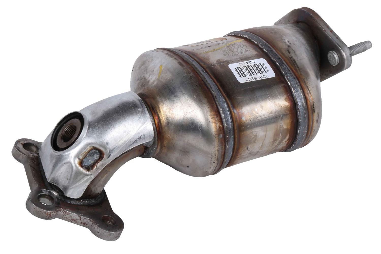 GM Genuine Parts Passenger Side 3-Way Catalytic Converter with Pipe, Shield, Flange, Bushings, and Studs