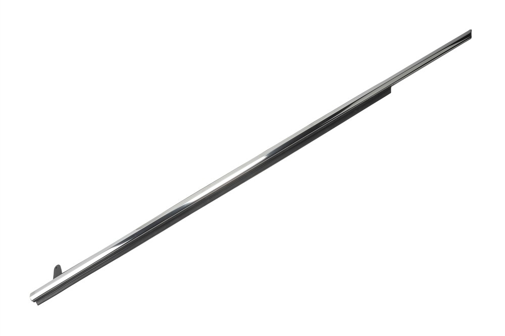 GM Genuine Parts Driver Side Front Door Window Belt Reveal Molding