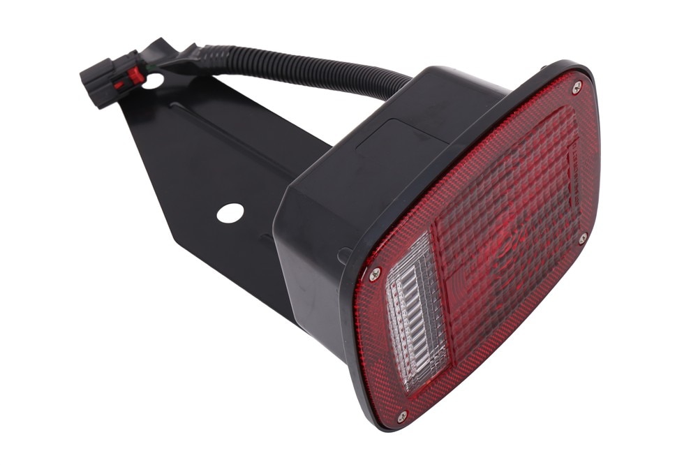 GM Genuine Parts Passenger Side Rear Body Tail Lamp