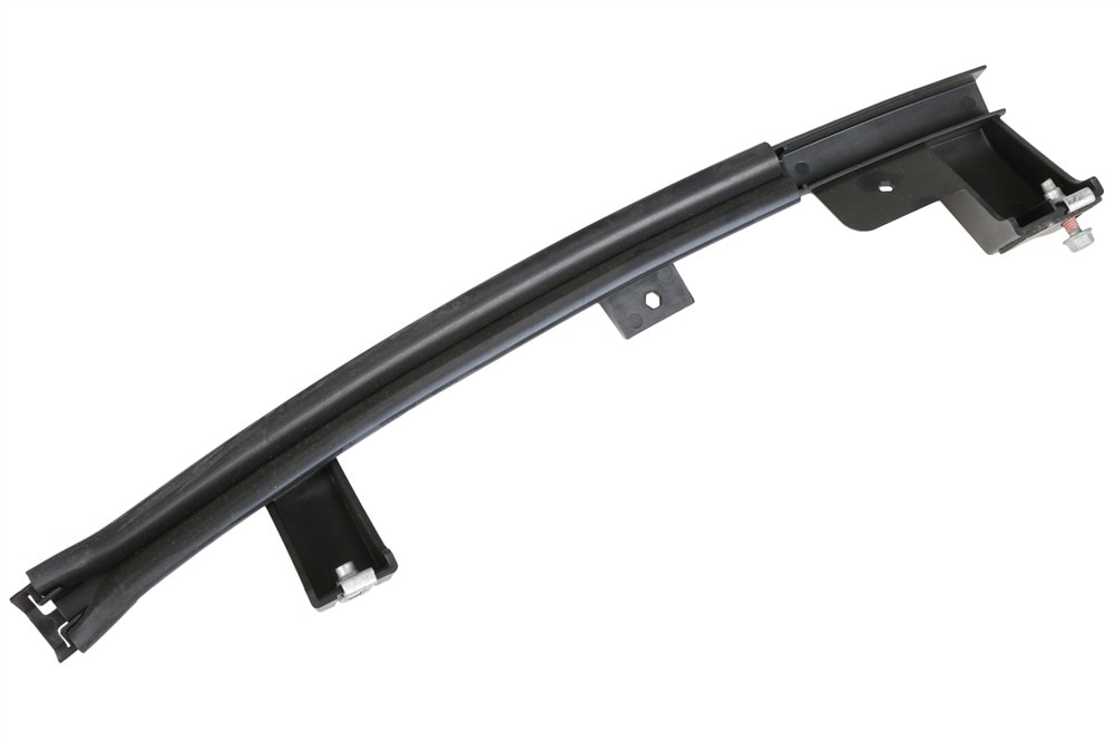 GM Genuine Parts Driver Side Front Door Window Channel Retainer