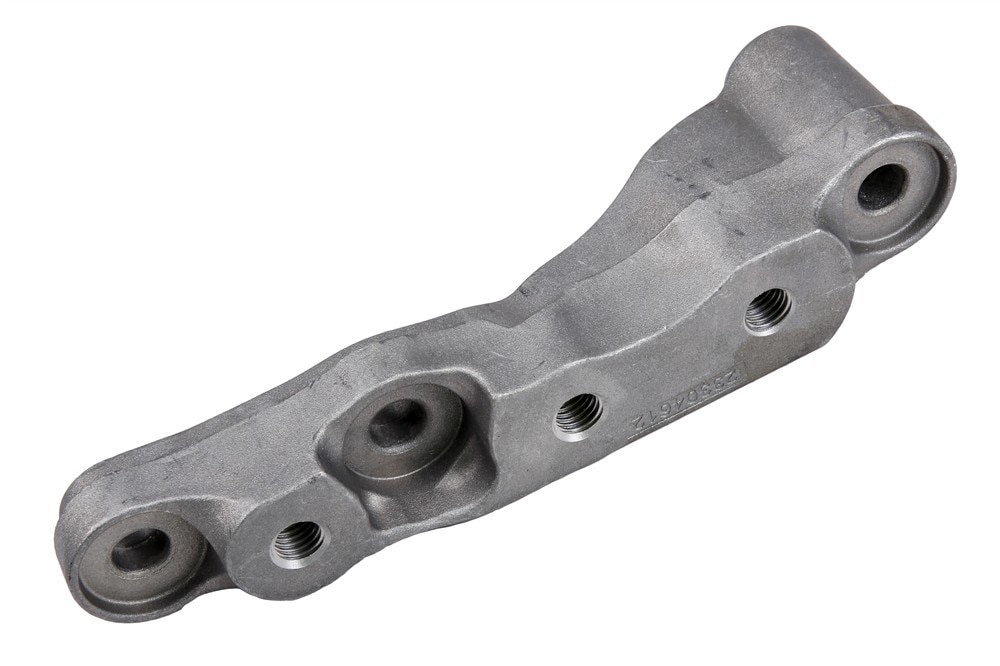 GM Genuine Parts Driver Side Transmission Mount Bracket (Transmission Side)